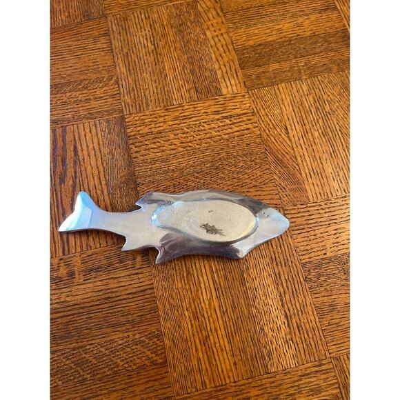 Marisa Aluminum fish - Picture 2 of 3